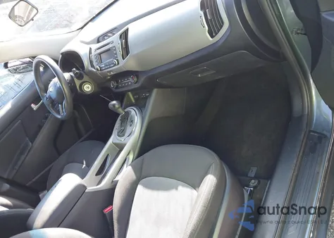 2015 Kia Sportage Lx z USA, uszkodzony, nr VIN KNDPBCAC3F7770065